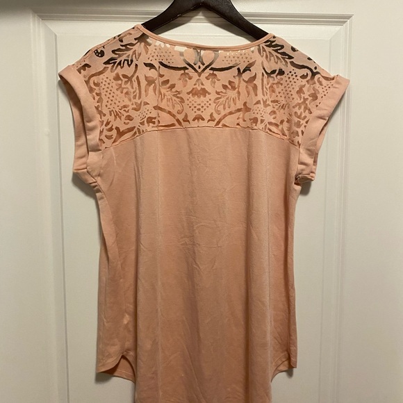 Ava & Viv Women's Blush Lace Accent Blouse - Picture 4 of 7